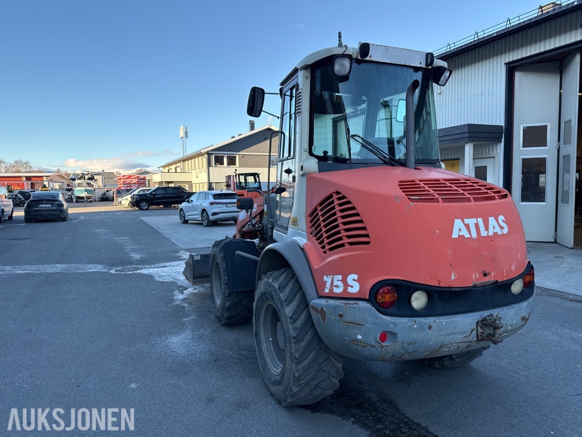 2006 Atlas 75S Hjullaster, SVING PÅ LASTER, skuffer, pallegafler