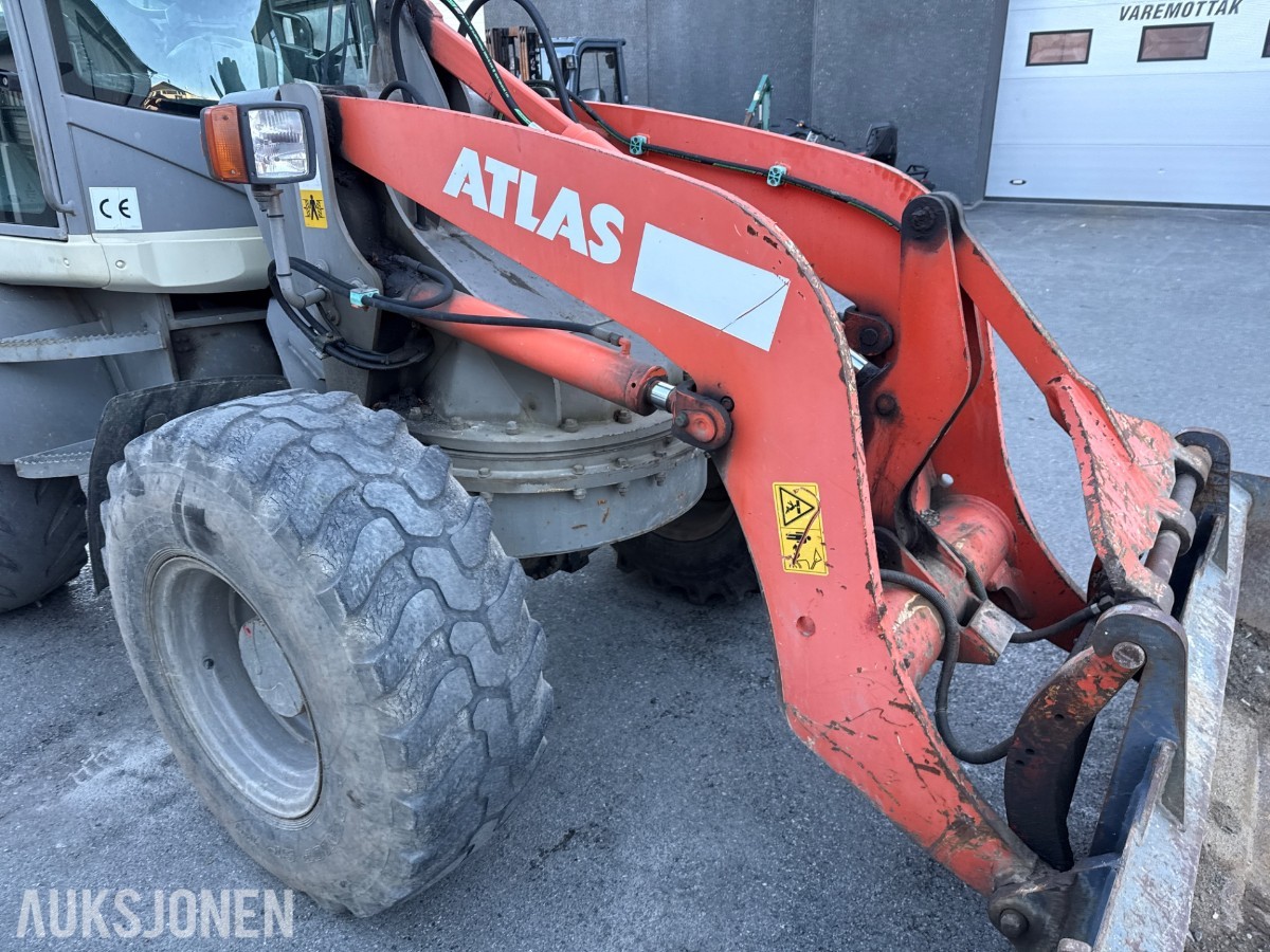 2006 Atlas 75S Hjullaster, SVING PÅ LASTER, skuffer, pallegafler