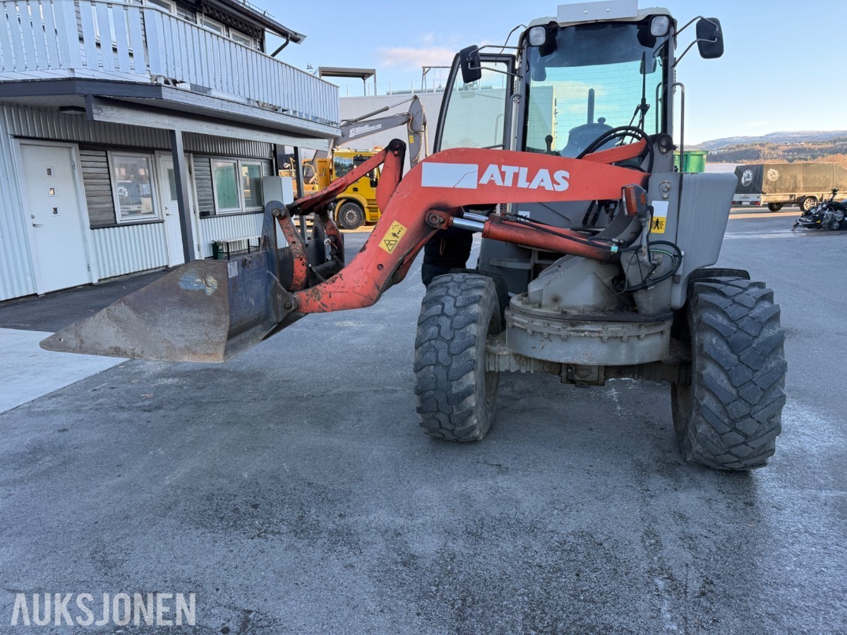 2006 Atlas 75S Hjullaster, SVING PÅ LASTER, skuffer, pallegafler