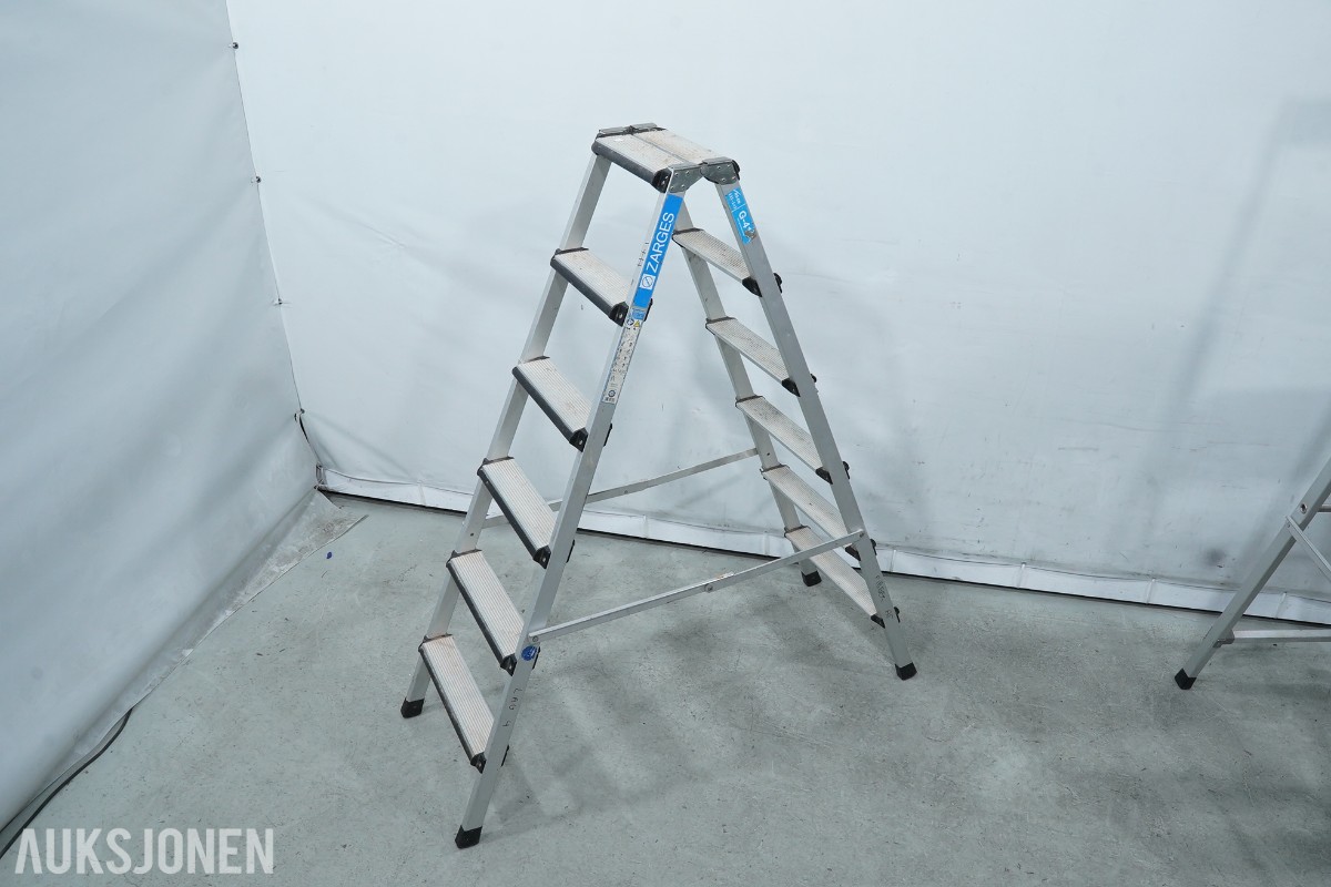 Parti Zarges trappestiger i aluminium