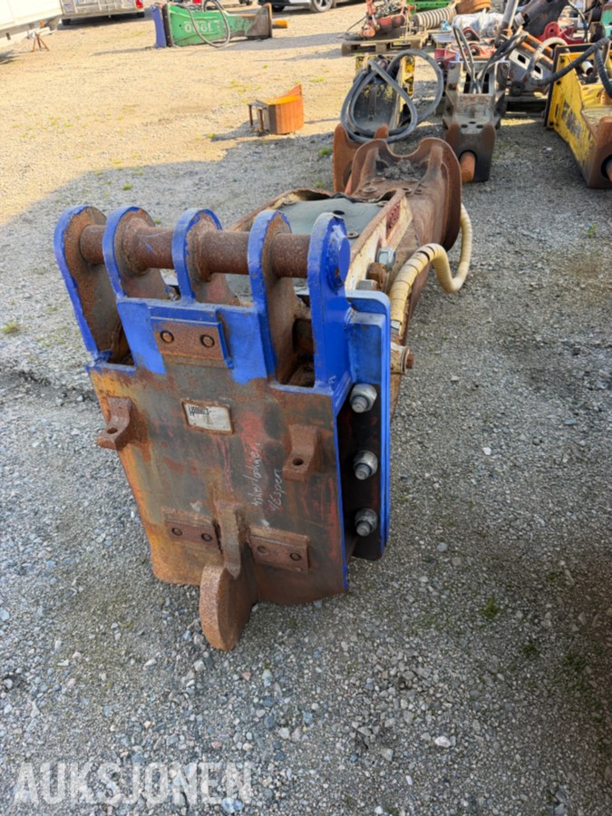 2002 Andre FURUKAWA F35LN HYDRAULISK HAMMER – KM2-FESTE