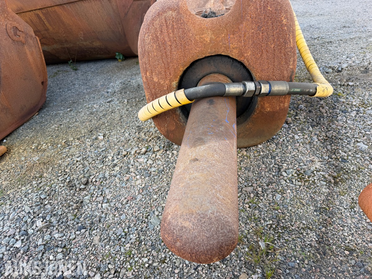 2002 Andre FURUKAWA F35LN HYDRAULISK HAMMER – KM2-FESTE