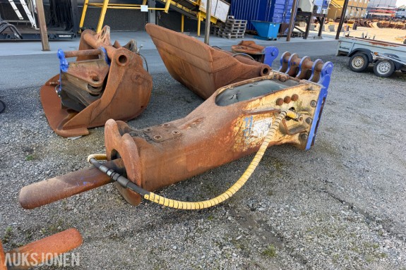 2002 Andre FURUKAWA F35LN HYDRAULISK HAMMER – KM2-FESTE