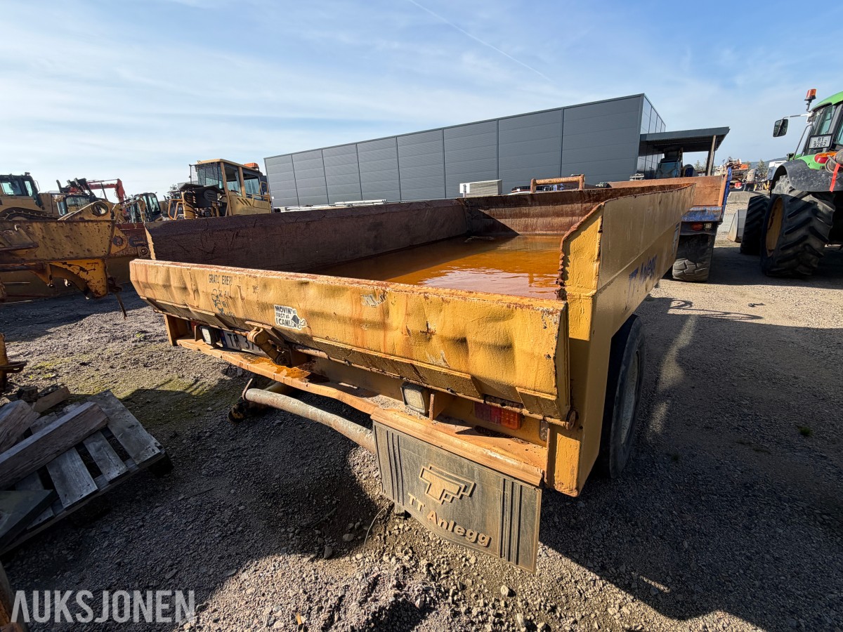 2016 GIGANT GD36X DUMPERHENGER – 8 000 KG