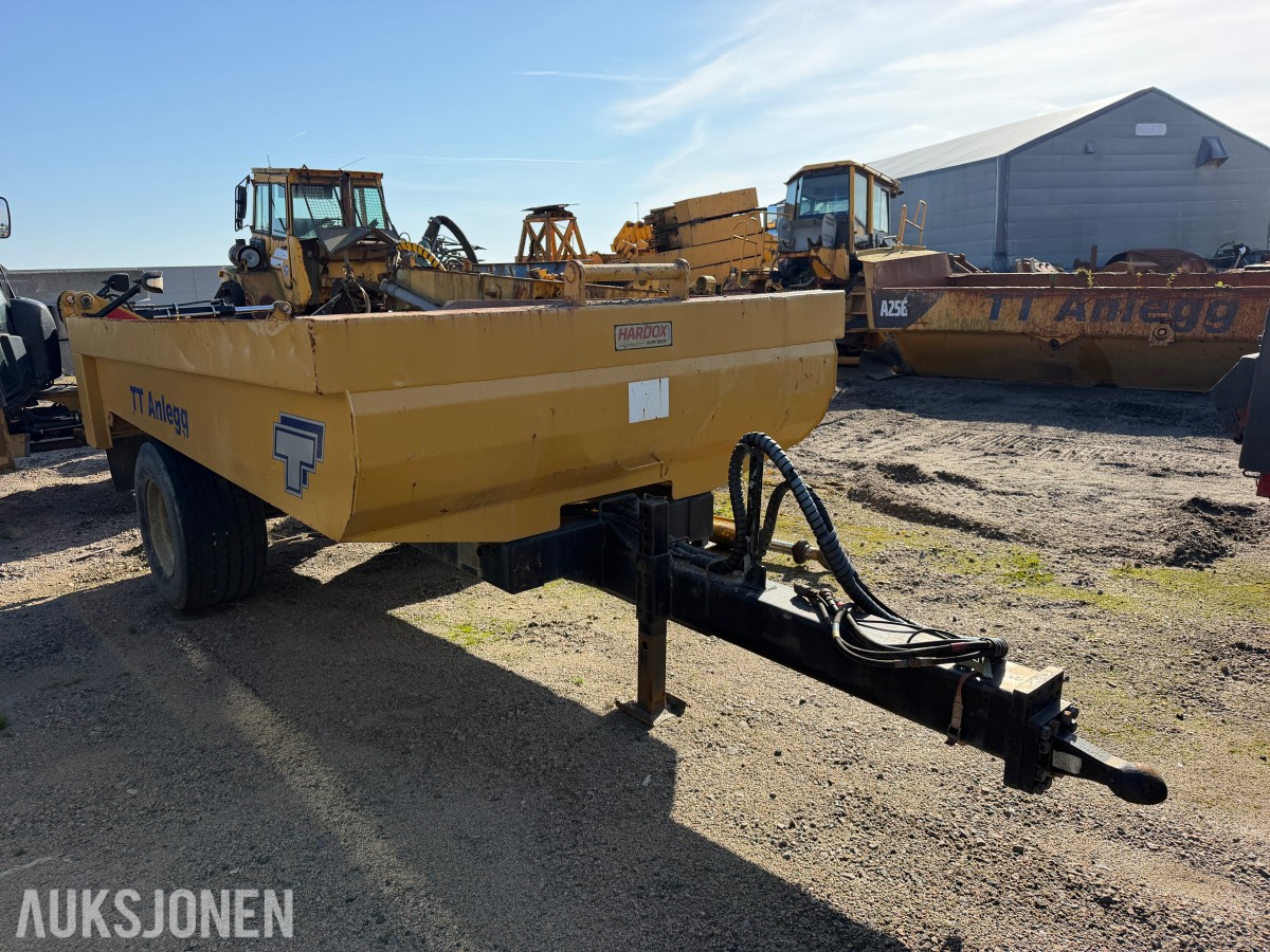 2016 GIGANT GD36X DUMPERHENGER – 8 000 KG