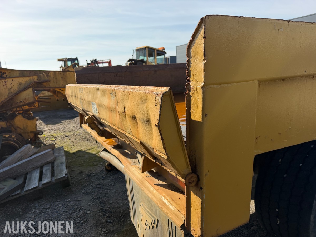 2016 GIGANT GD36X DUMPERHENGER – 8 000 KG