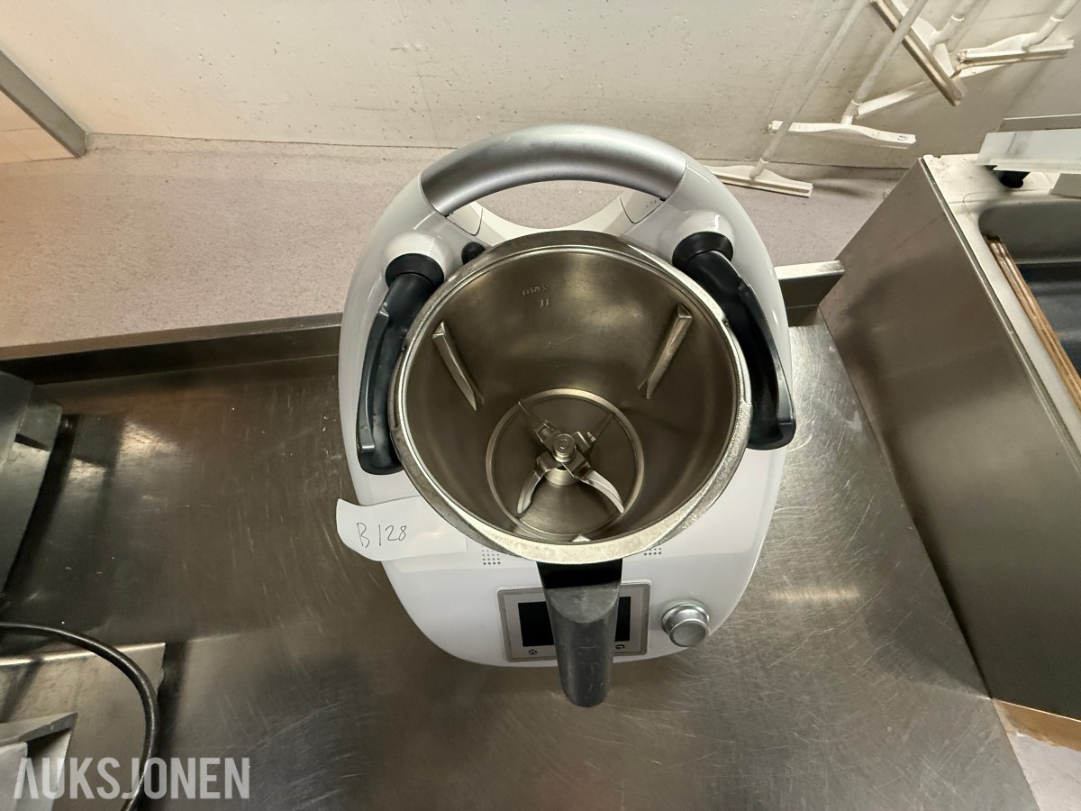 Vorwerk Thermomix TM5 – Profesjonell kjøkkenmaskin med kokefunksjon – 1500W