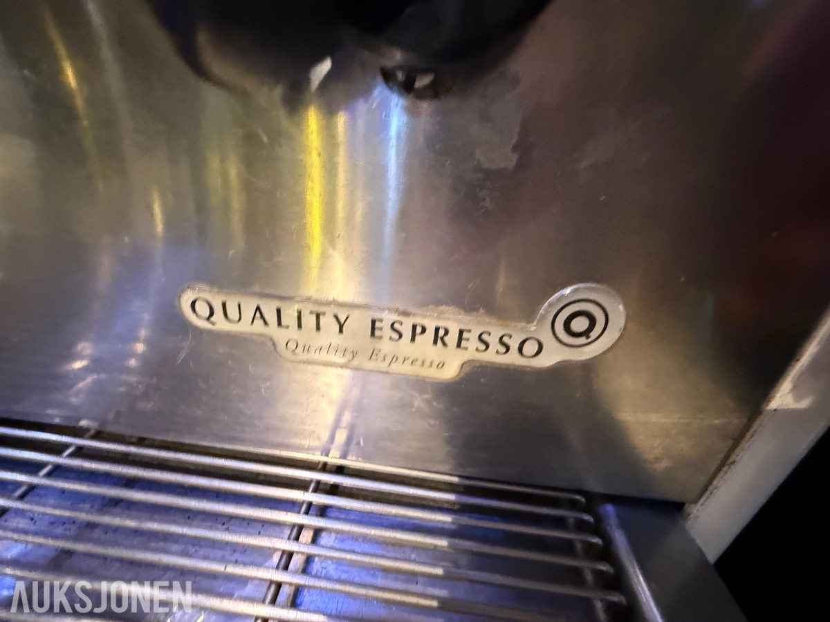 Profesjonell espressomaskin – Quality Espresso – 2 grupper