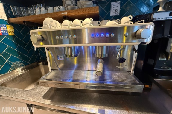 Profesjonell espressomaskin – Quality Espresso – 2 grupper