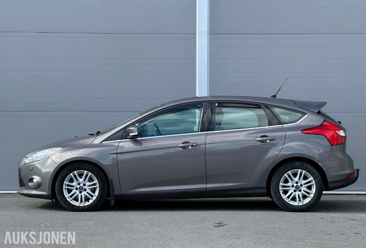 2011 Ford Focus 2.0TDCi Titanium/ Aut / Krok / Keyless/ Cruise / ParkAssist