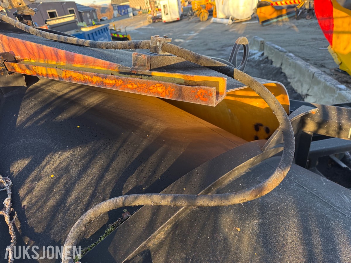 2008 AM Teho 3700 TK plog med sideutskyv