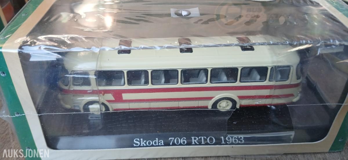 28 stk modellbusser