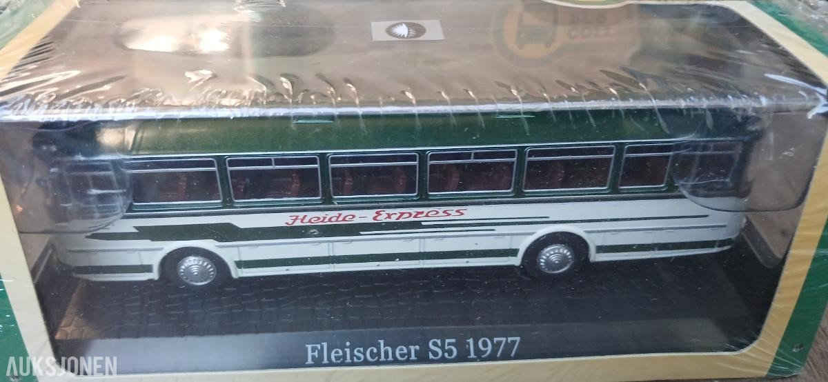 28 stk modellbusser