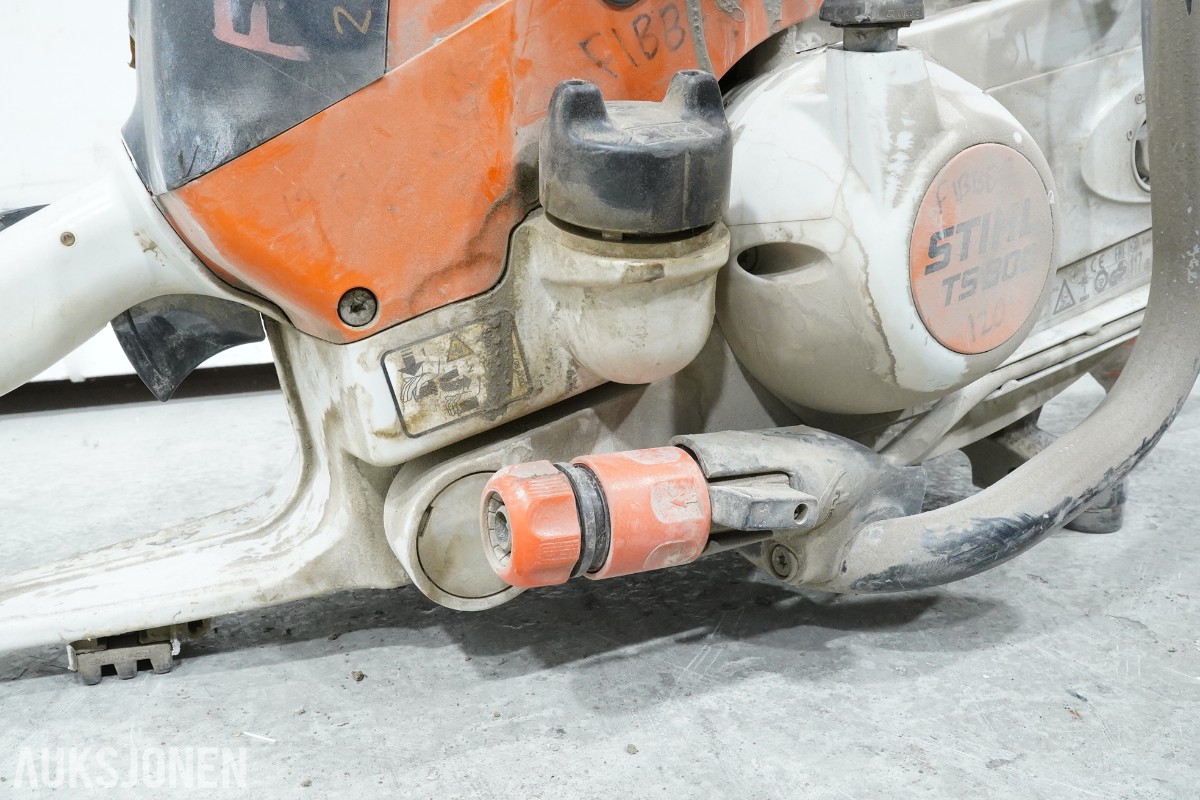 2017 STIHL TS 800 400 mm bensindrevet kappemaskin