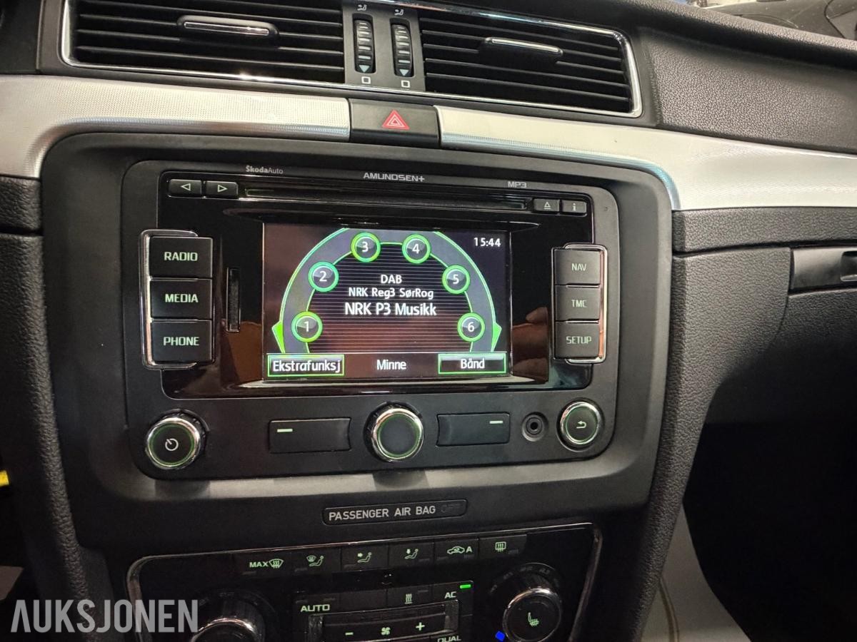 2013 Skoda SUPERB 2.0-140 D 4X4 140Hk/Automat/Ny-Service/08.28/Isofix/H-fest, 227883km