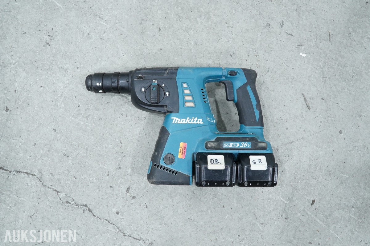 Parti Makita elektroverktøy med støvsuger, lader og håndverktøy