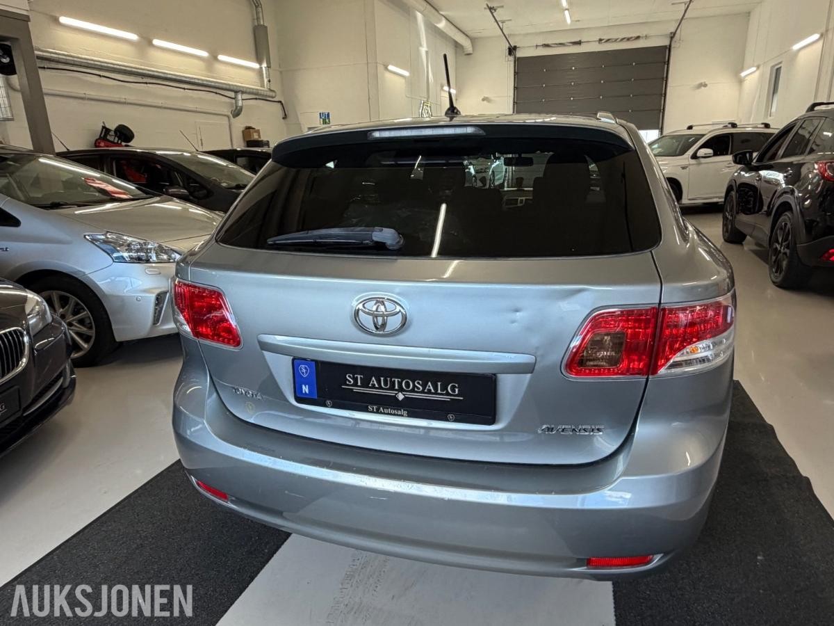 2012 Toyota Avensis, AVENSIS 2.0-126 D Service/02.28/R-kamera/Isofix/Navi, 216501km