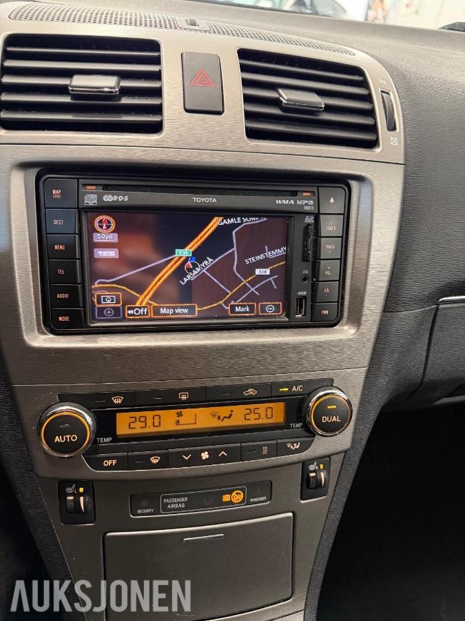 2012 Toyota Avensis, AVENSIS 2.0-126 D Service/02.28/R-kamera/Isofix/Navi, 216501km
