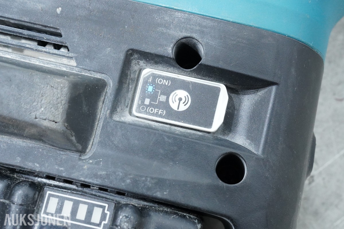 Makita DHR400 36V SDS-MAX kombihammer med tilbehør