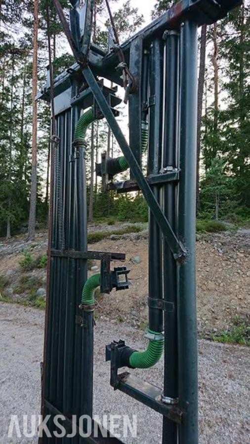 1990 Tume  P12 eksaktspreder / gjødselspreder