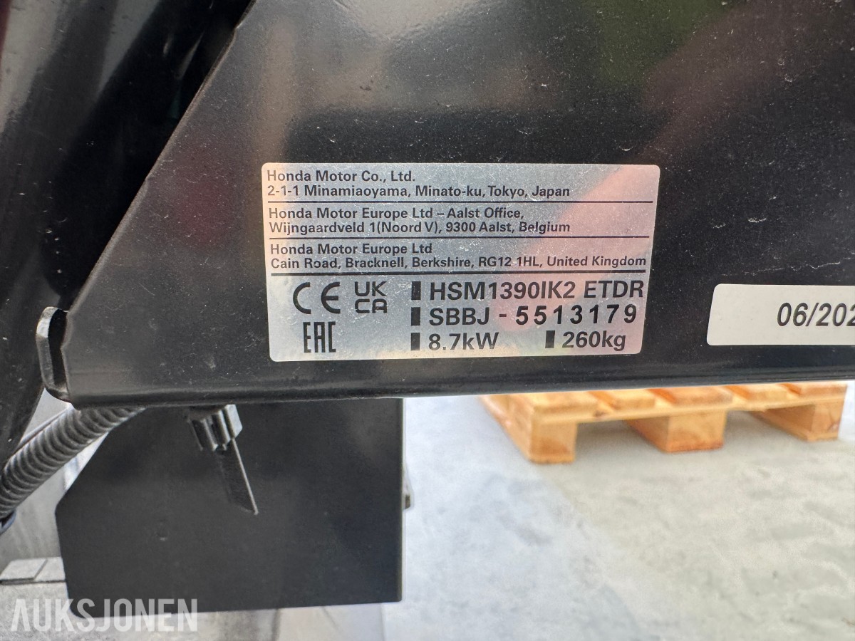 2020 Honda HSM1390iK2 ETDR hybrid beltegående snøfreser.