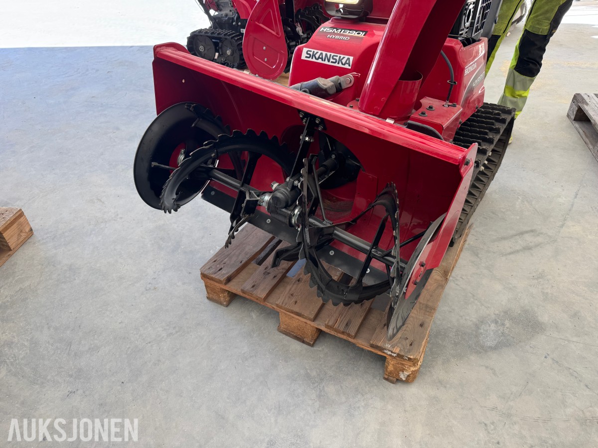 2020 Honda HSM1390iK2 ETDR hybrid beltegående snøfreser.