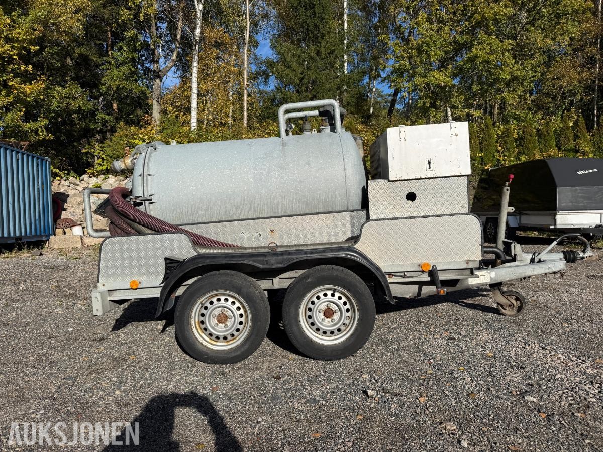 2013 KNOTT ZHL 27 Slamsuger / Vakuumvogn 800 liter