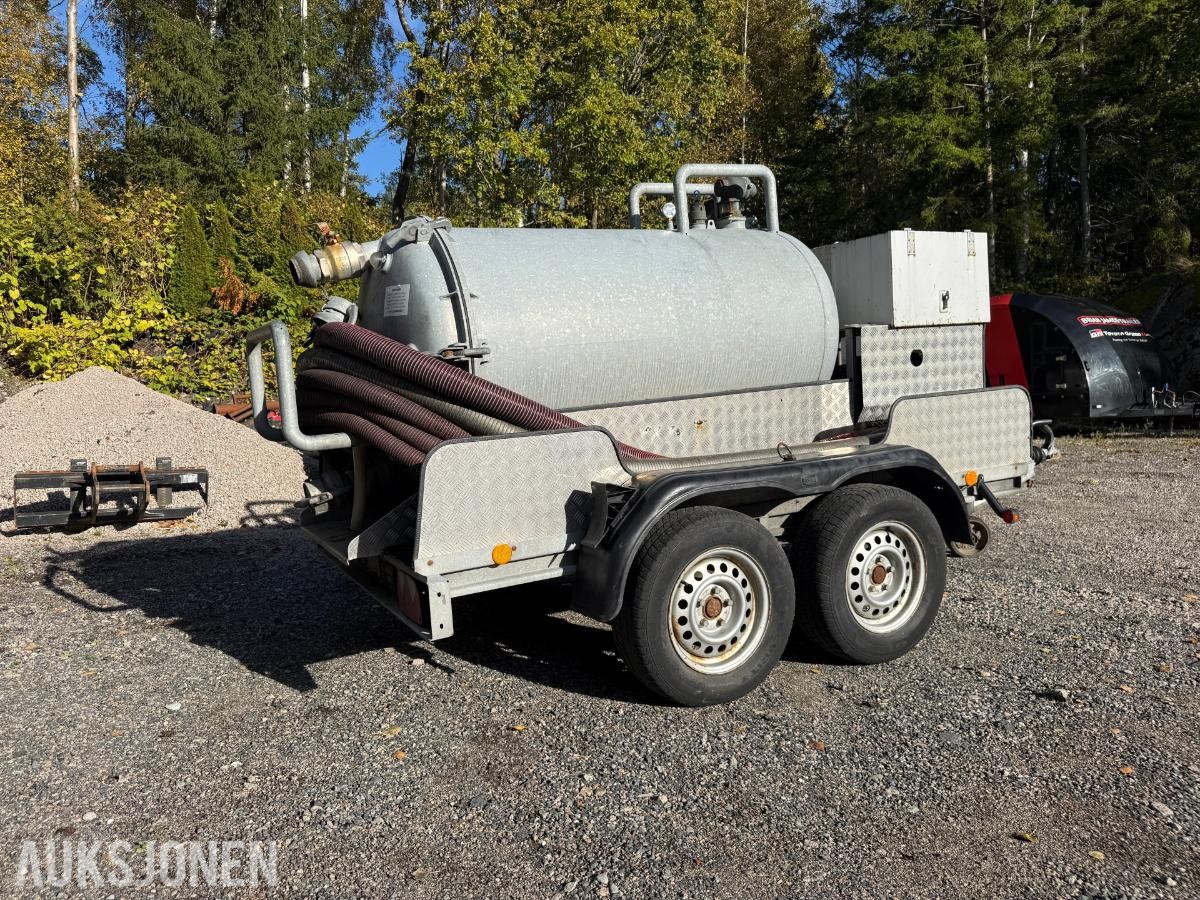2013 KNOTT ZHL 27 Slamsuger / Vakuumvogn 800 liter