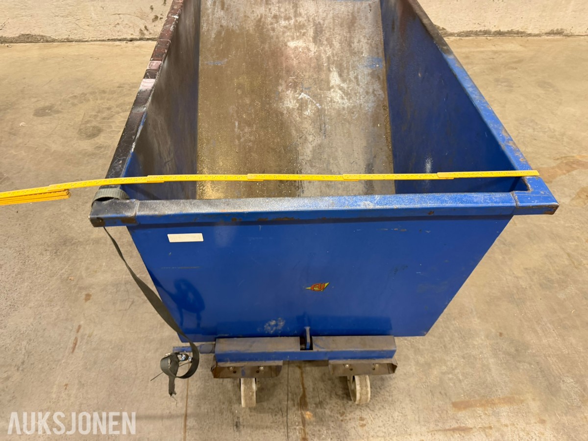 Tippcontainer åpen for truck - På hjul