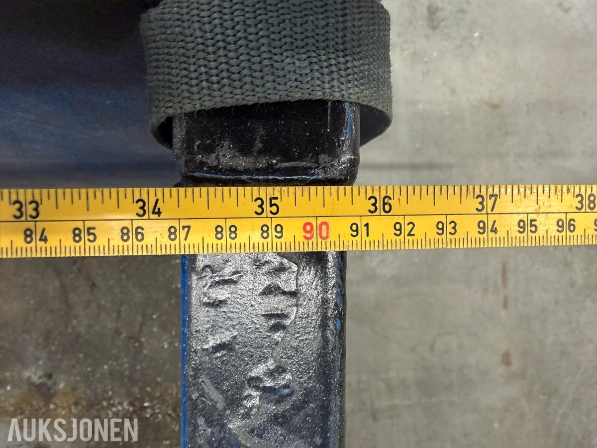 Tippcontainer åpen for truck - På hjul