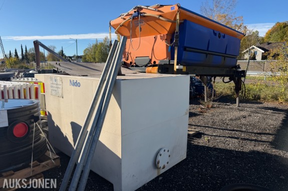 2012 Schmidt Stratos B40-36 Hydralikkdrevet saltspreder - 4,0 m³ - Nido P2000 saltløsningsanlegg 2000 liter - Lastekapasitet 2200 kg