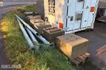 3 stk. galvaniserte lysmaster med 6 stk. betongfundamenter