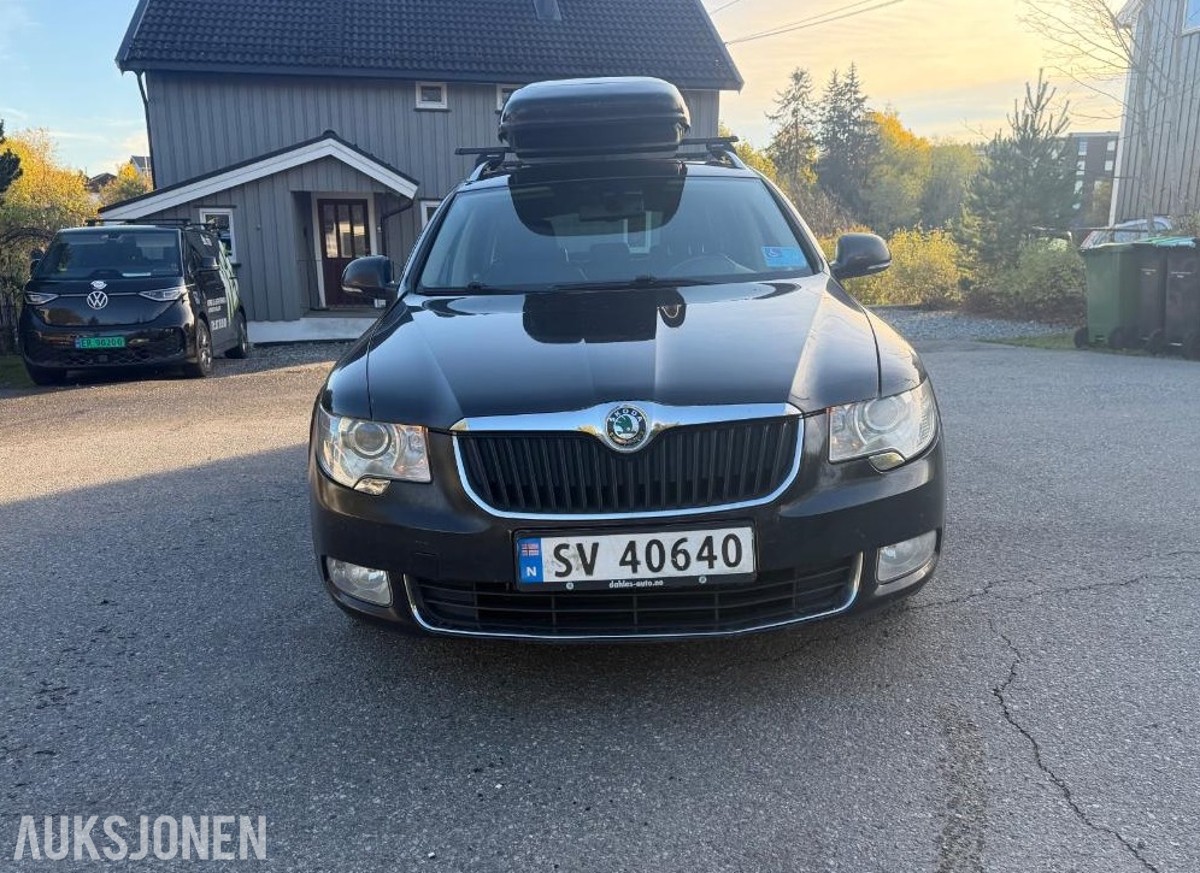 2013 SKODA SUPERB 2.0 TDI 140HK DSG EU-OK 10.28 MINNESETE