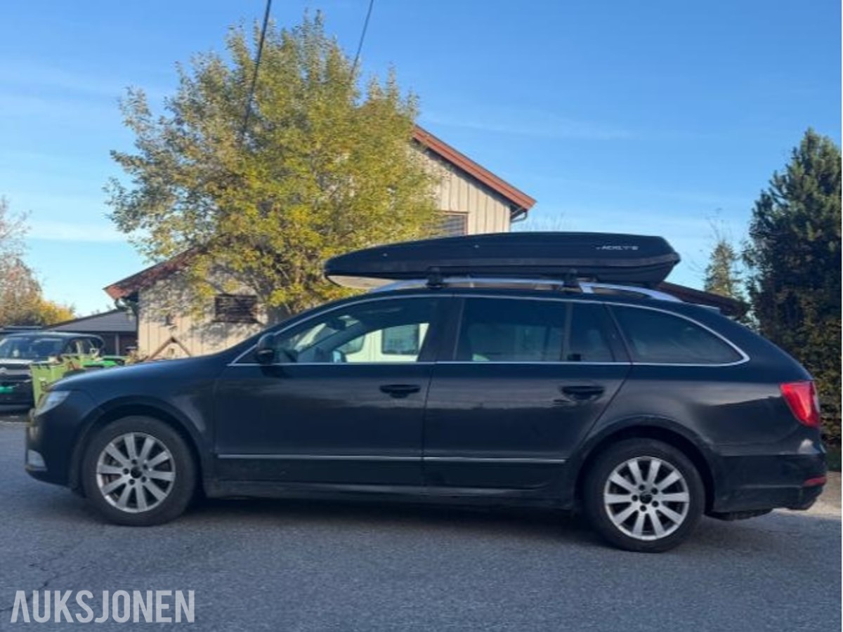 2013 SKODA SUPERB 2.0 TDI 140HK DSG EU-OK 10.28 MINNESETE