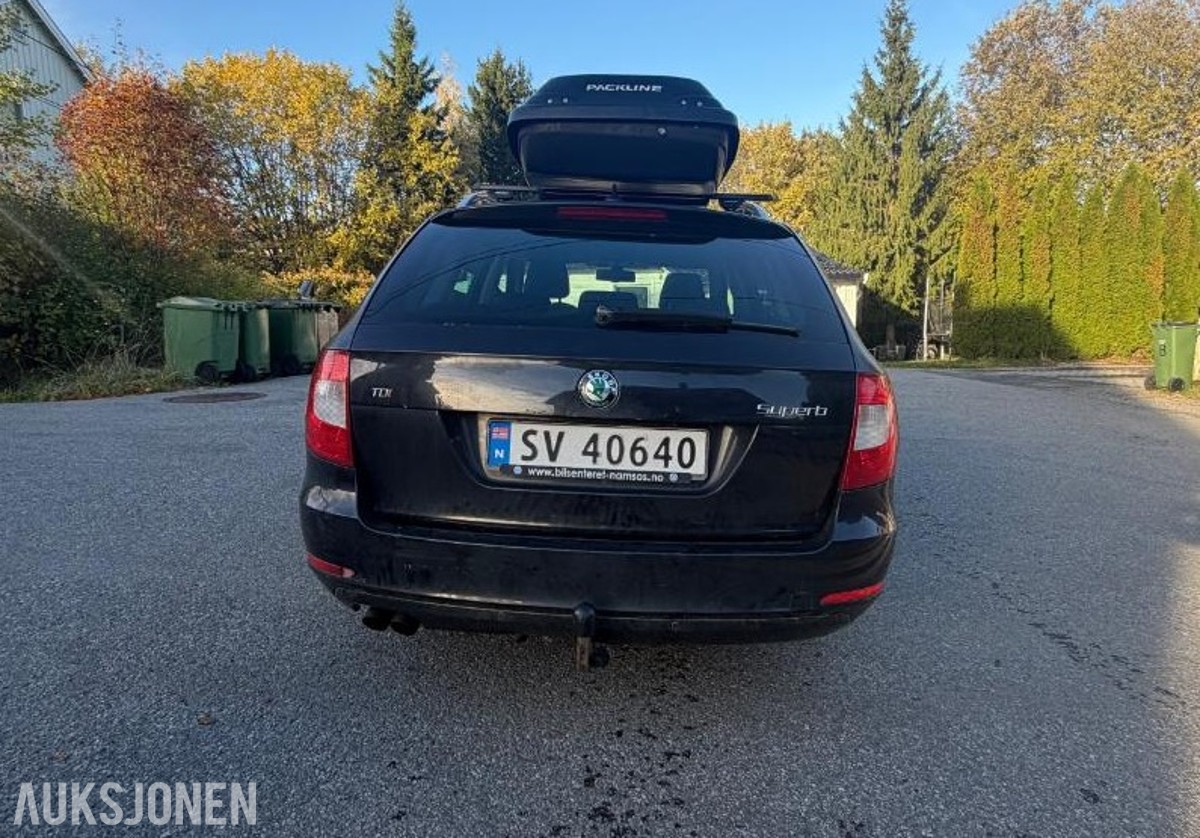 2013 SKODA SUPERB 2.0 TDI 140HK DSG EU-OK 10.28 MINNESETE
