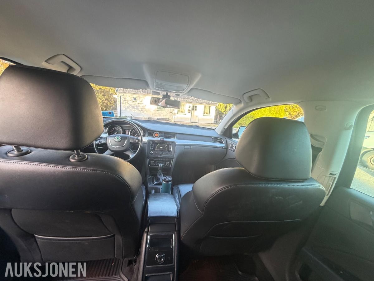 2013 SKODA SUPERB 2.0 TDI 140HK DSG EU-OK 10.28 MINNESETE