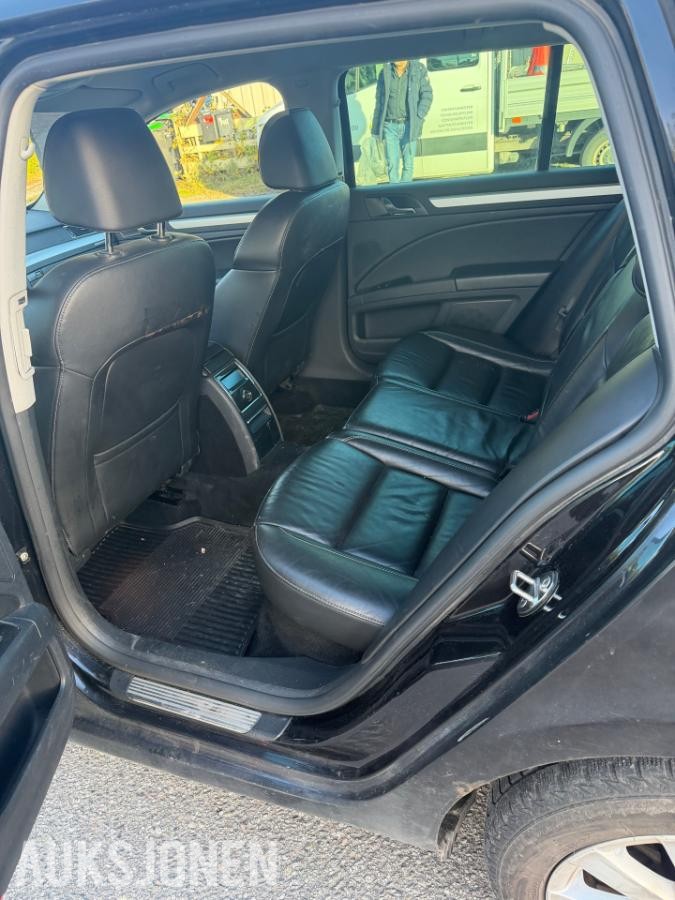 2013 SKODA SUPERB 2.0 TDI 140HK DSG EU-OK 10.28 MINNESETE