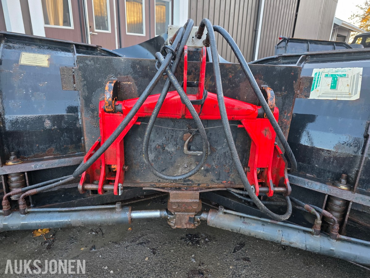 2001 Tellefsdal v-plog V-3300 HS trimafeste