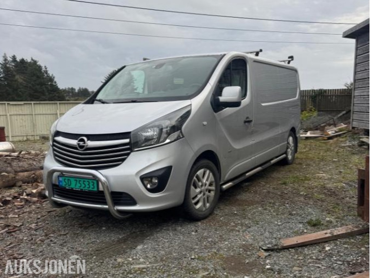 2015 Opel Vivaro 1.6 Diesel 120hk Hengerfeste, S+V dekk, reparasjonsobjekt