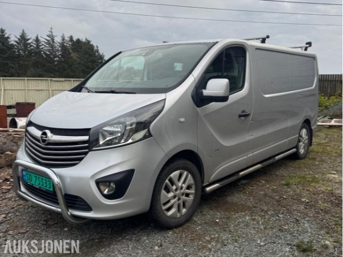 2015 Opel Vivaro 1.6 Diesel 120hk Hengerfeste, S+V dekk, reparasjonsobjekt