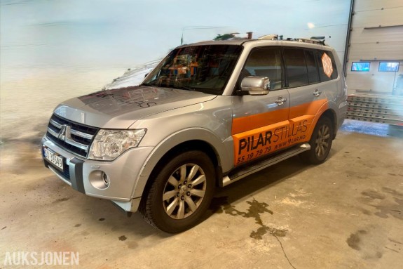 2011 Mitsubishi Pajero 3.2-200 D 4WD - Automat - 7 seter - Hengerfeste - Km: 305994