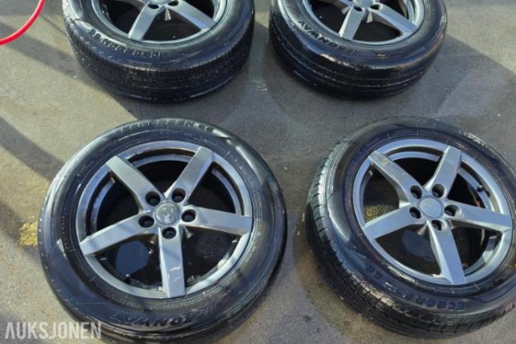 Volvo felger 16 tommer Sommerdekk