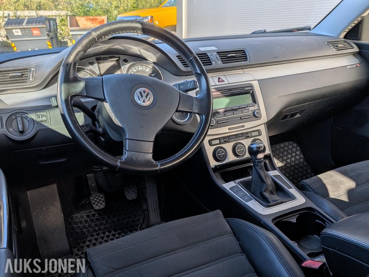 2009 VOLKSWAGEN PASSAT 2.0 TDI 140HK 4MOTION HIGHLINE CRUISEKONTROLL HENGERFESTE
