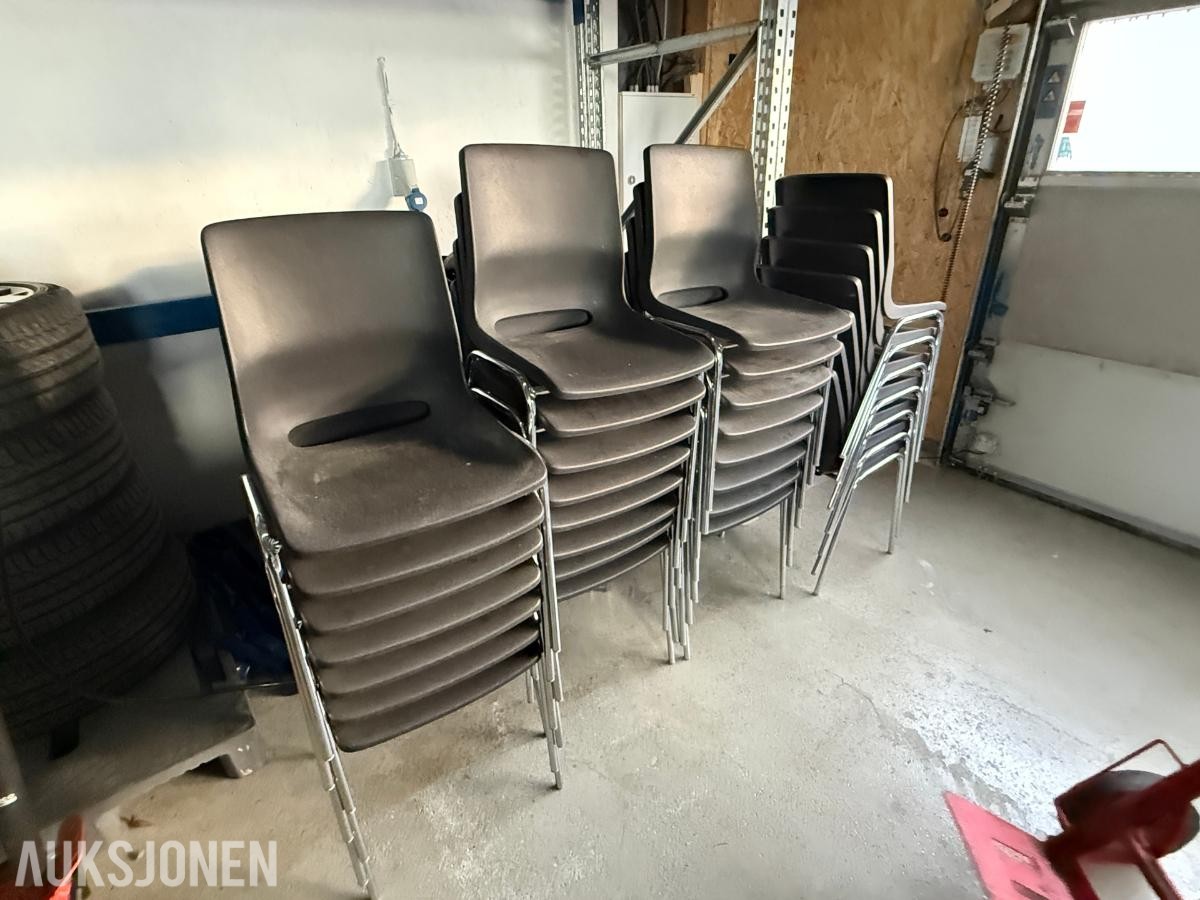 30 STK Stoler - Nesten ny