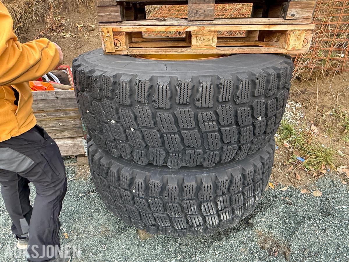 4STK Hjulasterhjul fra Cat 930G - Seipet