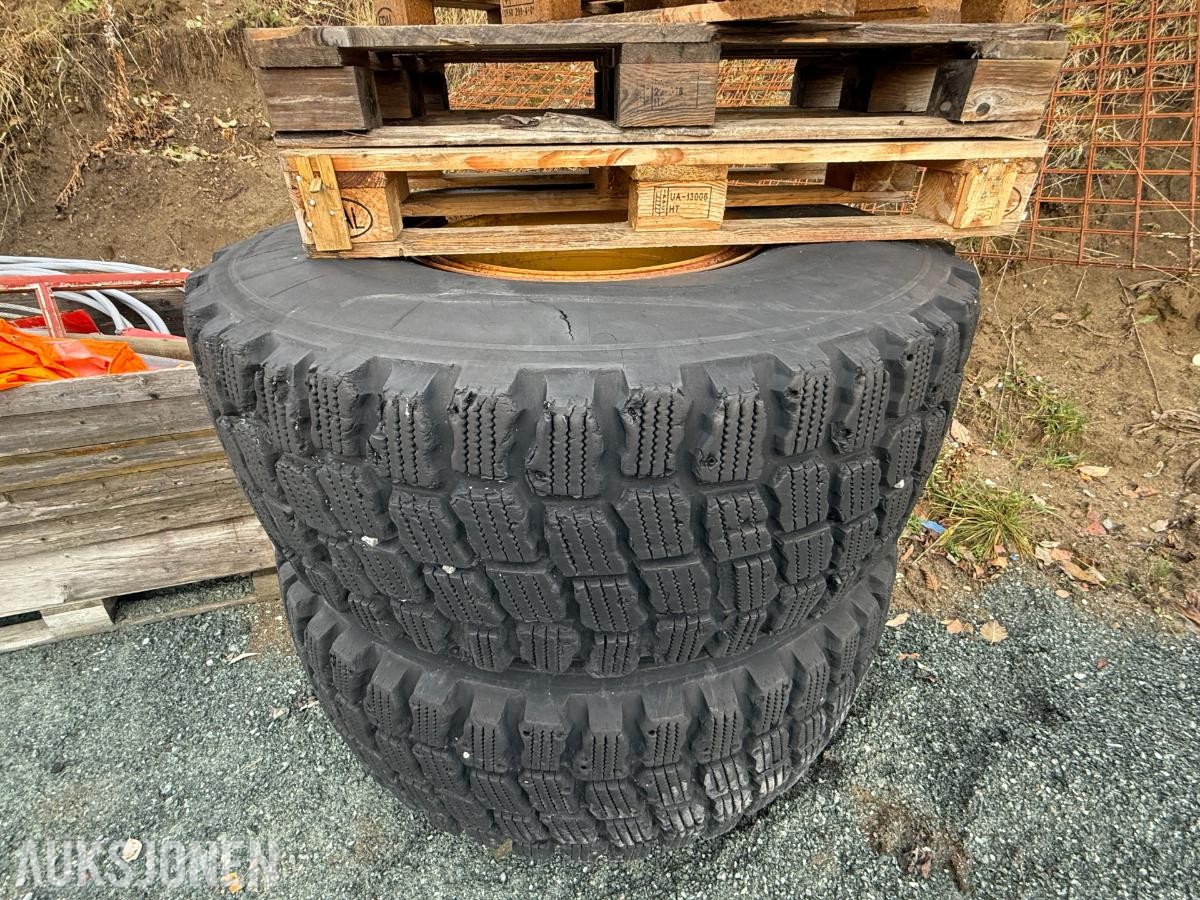 4STK Hjulasterhjul fra Cat 930G - Seipet