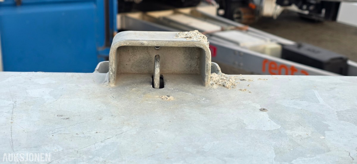 Trailer Engineering dieseltank 950
