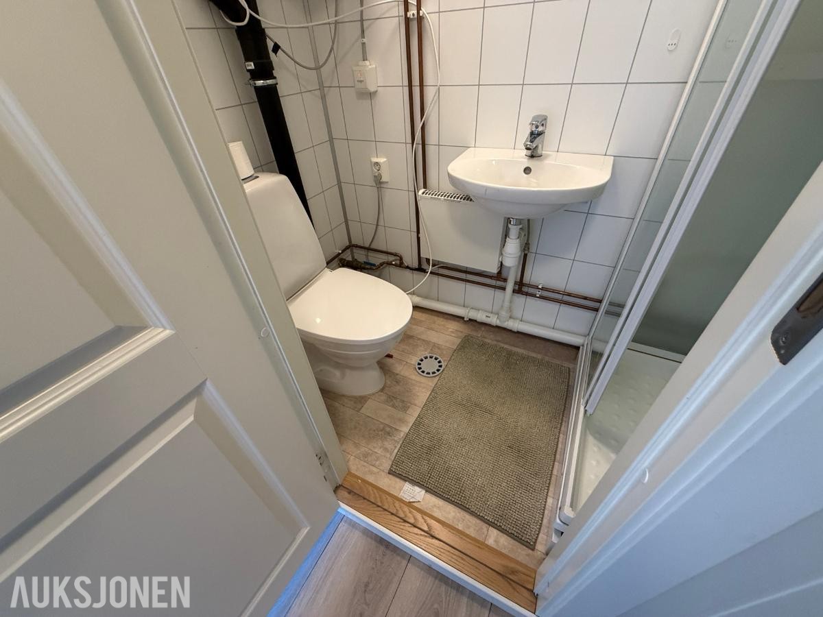 Boligbrakke - 20 fot - Kjøkken, bad ++