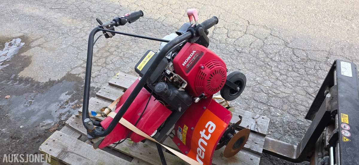 2011 Honda FG315K2 DE2 Jordfreser