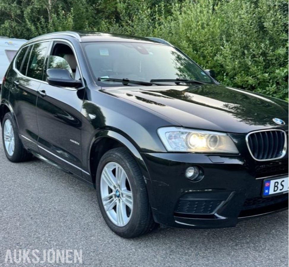 2013 BMW X3XDRIVE20D 163 HK AUT M-SPORT HENGERFESTE PANO KAMERA HEAD-UP